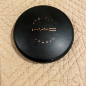 MAC Cosmetics Bronzer Refined Golden